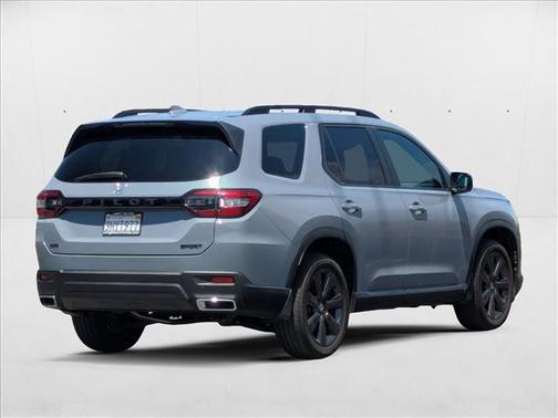 2023 Honda Pilot AWD Sport