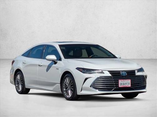 2019 Toyota Avalon Hybrid Limited