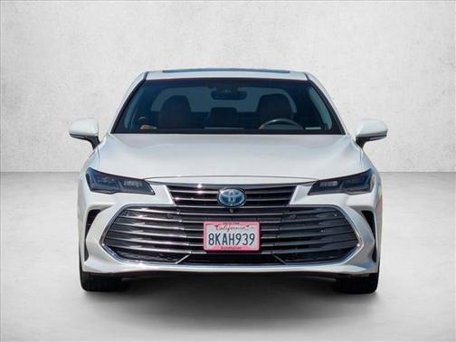 2019 Toyota Avalon Hybrid Limited