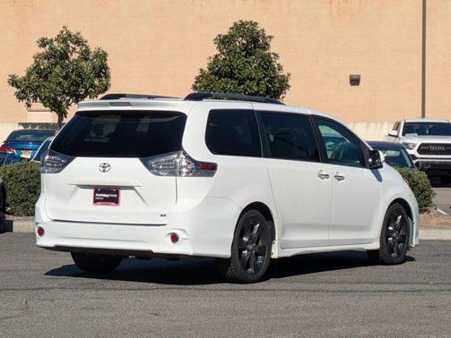 2015 Toyota Sienna SE Premium