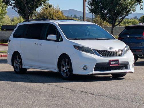 2015 Toyota Sienna SE Premium