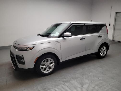 Sparkling Silver 2020 Kia Soul S