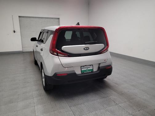 Sparkling Silver 2020 Kia Soul S