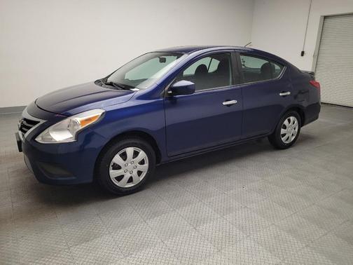 Deep Blue Pearl 2018 Nissan Versa 1.6 SV