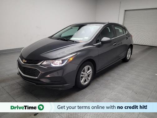 Gray 2017 Chevrolet Cruze LT