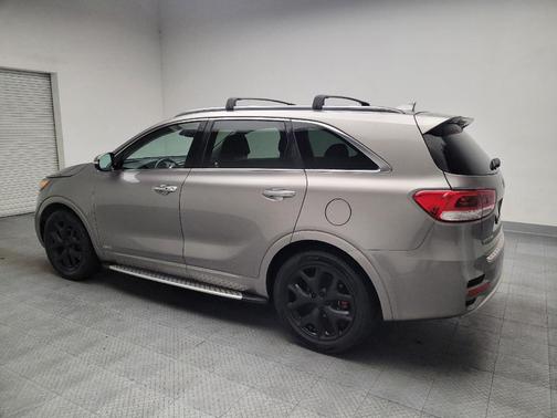 Titanium Silver 2017 Kia Sorento SX