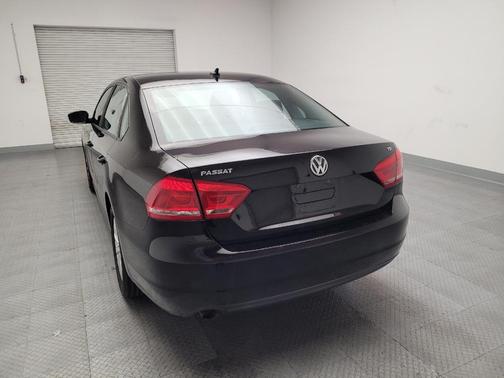 2014 Volkswagen Passat 1.8T S