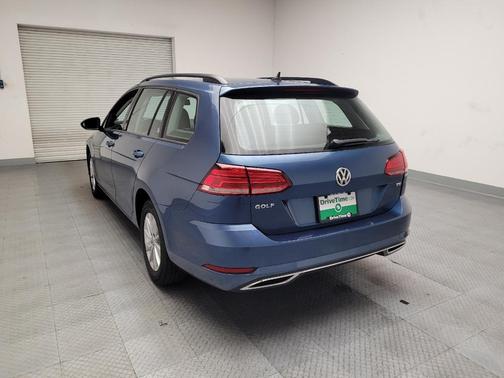 2018 Volkswagen Golf SportWagen TSI S