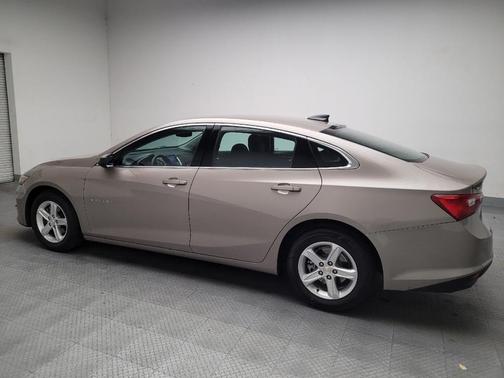 Gold 2024 Chevrolet Malibu 1LS