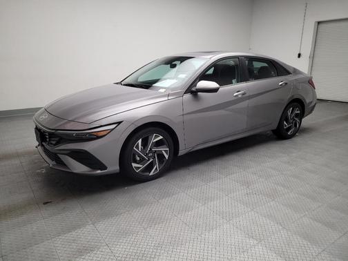 2025 Hyundai ELANTRA SEL