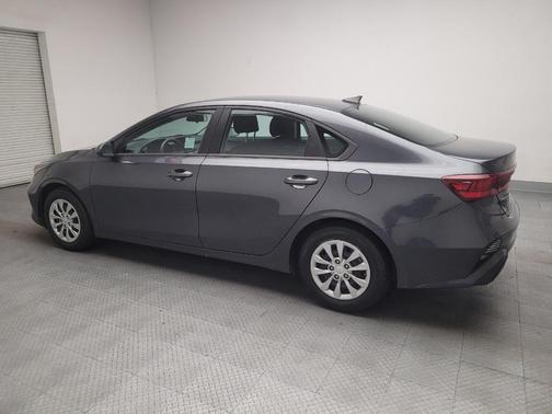 Gravity Gray 2022 Kia Forte FE