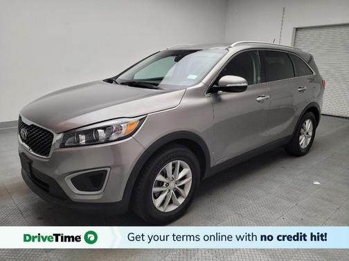 Titanium Silver 2018 Kia Sorento LX