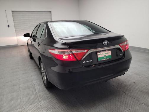 Midnight Black Metallic 2017 Toyota Camry SE