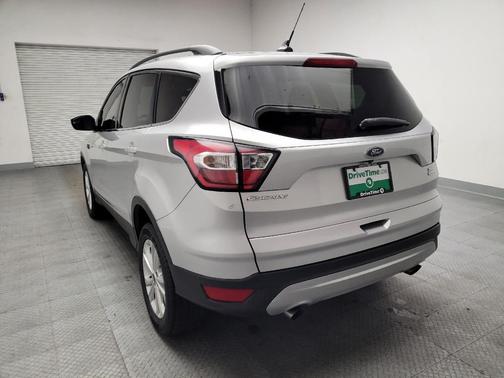 Ingot Silver Metallic 2018 Ford Escape SEL
