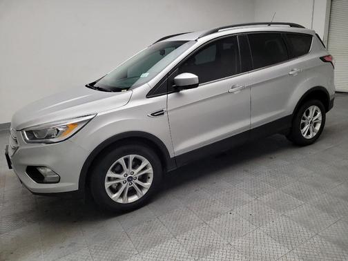 Ingot Silver Metallic 2018 Ford Escape SEL