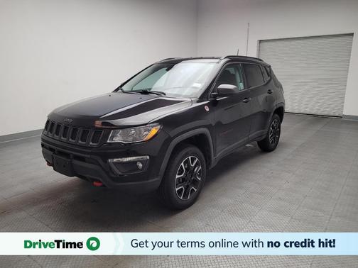 Diamond Black Crystal Pearlcoat 2020 Jeep Compass Trailhawk