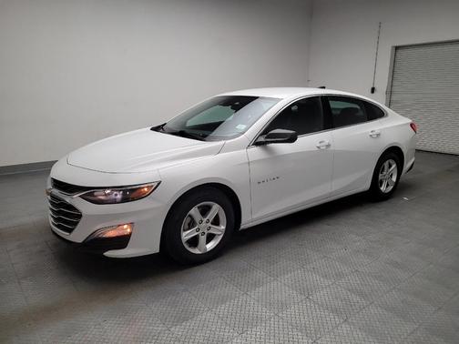 Summit White 2023 Chevrolet Malibu 1LS