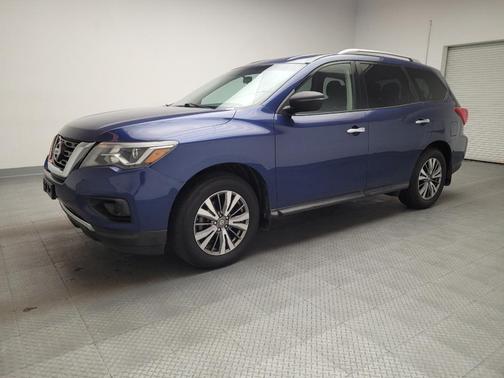 2018 Nissan Pathfinder S