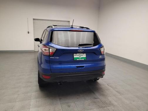 Blue 2018 Ford Escape SE