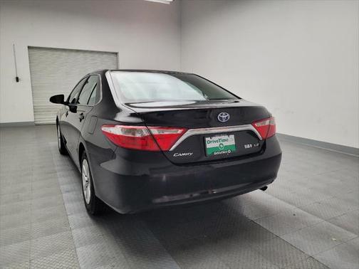 2016 Toyota Camry Hybrid SE