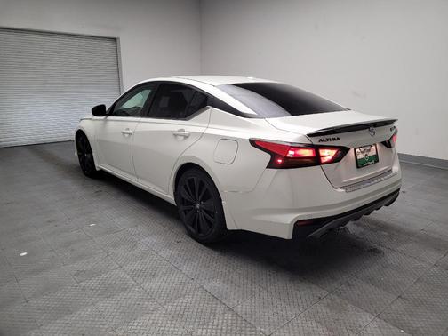 2022 Nissan Altima SR FWD