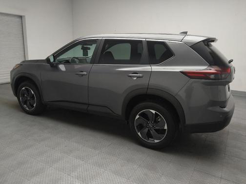 Gun Metallic 2025 Nissan Rogue SV