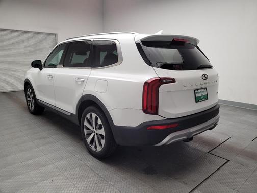 Snow White Pearl 2020 Kia Telluride S