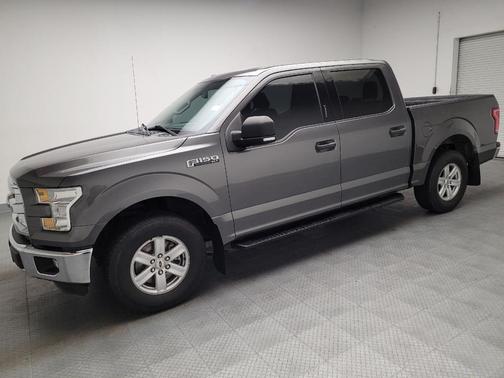 Gray 2016 Ford F-150 XLT