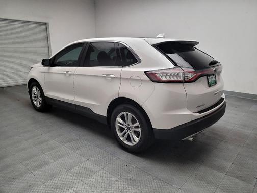 White 2017 Ford Edge SEL