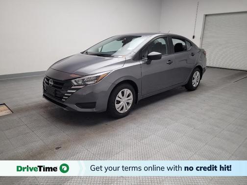 Gun Metallic 2025 Nissan Versa 1.6 S