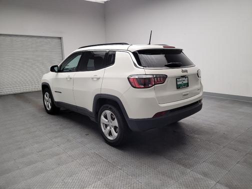 White Clearcoat 2018 Jeep Compass Latitude