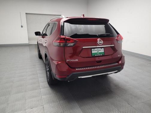 2020 Nissan Rogue SV