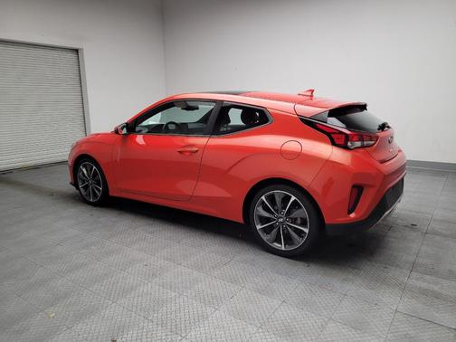 2019 Hyundai Veloster 2