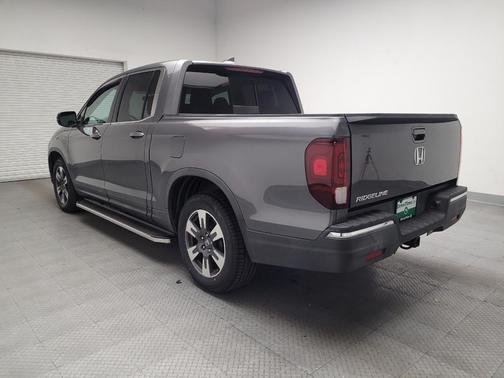 Crystal Black Pearl 2019 Honda Ridgeline RTL