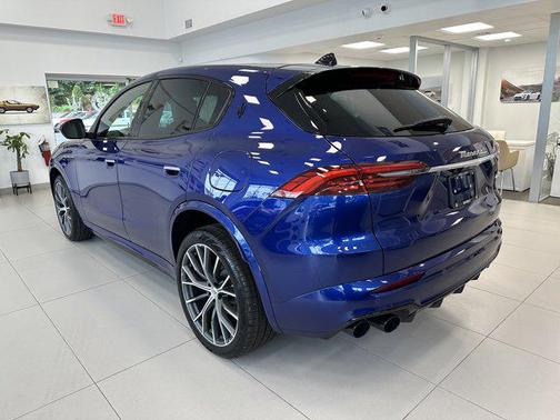 2024 Maserati Grecale Modena