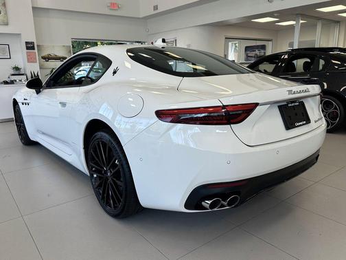 2024 Maserati GranTurismo Modena