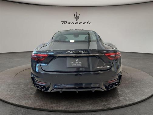 2024 Maserati GranTurismo Trofeo