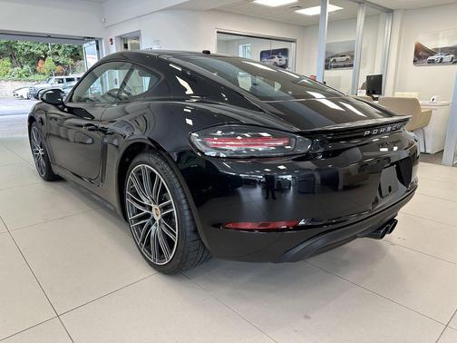 2024 Porsche 718 Cayman Coupe