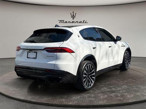 White 2025 Maserati Grecale Modena