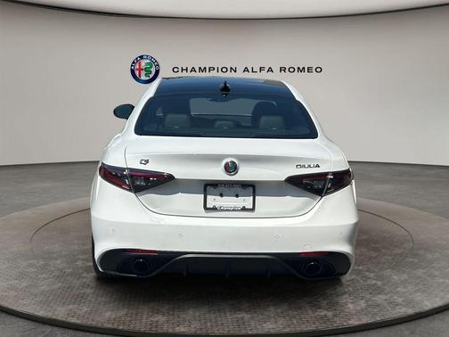 Milano White 2025 Alfa Romeo Giulia AWD