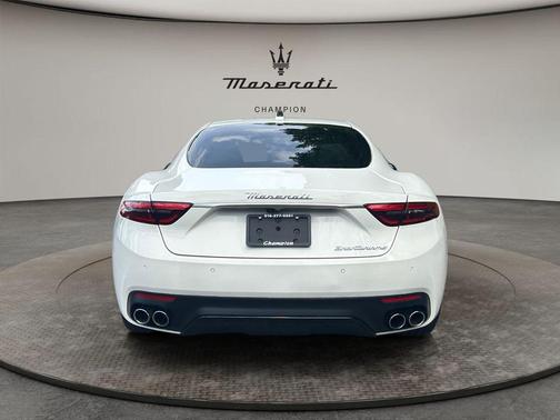 Bianco Solid 2024 Maserati GranTurismo Modena