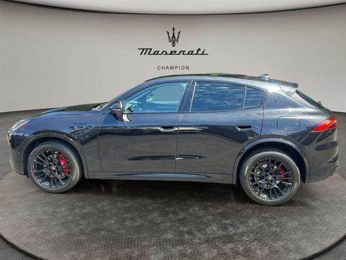 Black 2025 Maserati Grecale Modena