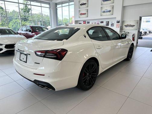 2024 Maserati Ghibli Modena Ultima Q4