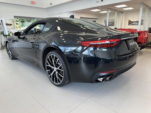 2024 Maserati GranTurismo Modena