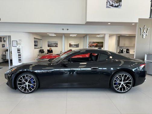 2024 Maserati GranTurismo Modena