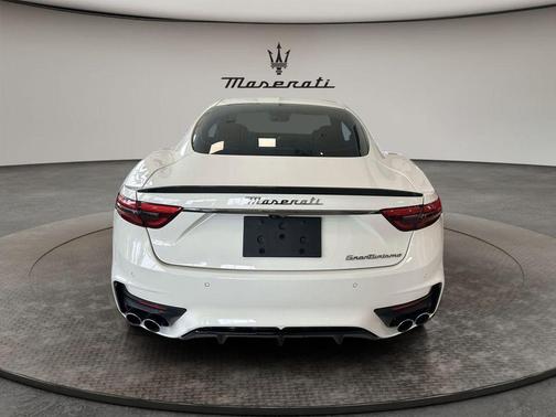 2024 Maserati GranTurismo Trofeo