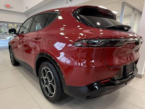 2025 Alfa Romeo Tonale AWD