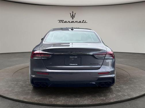 Grigio Maratea Metallic 2022 Maserati Quattroporte Modena Q4