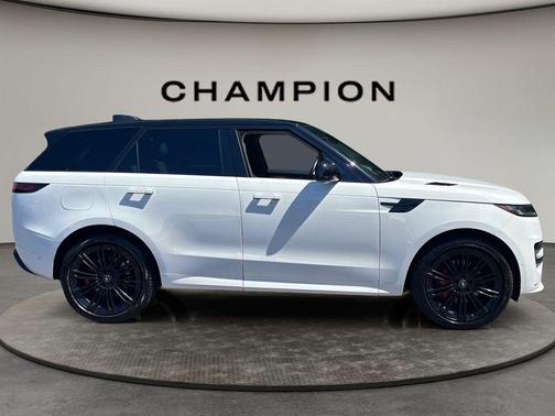 White 2024 Land Rover Range Rover Sport SE