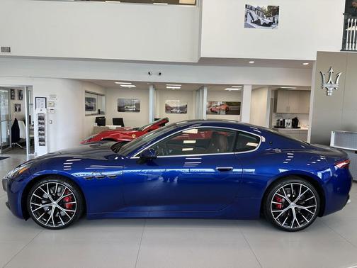 2024 Maserati GranTurismo Modena